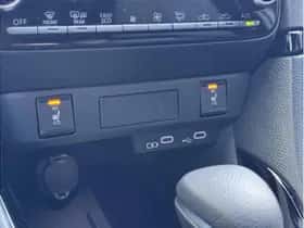 Toyota Yaris (2025) thumbnail 13
