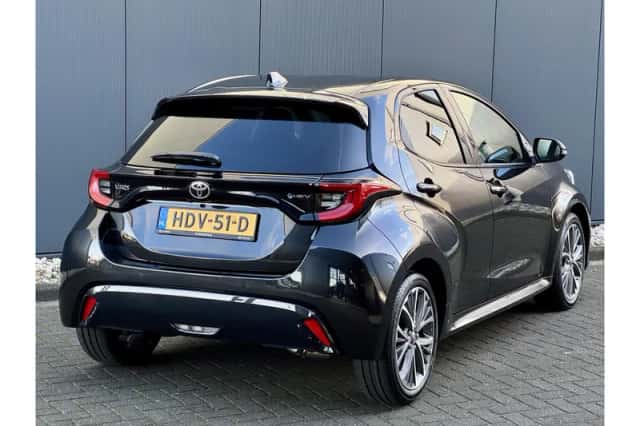 Toyota Yaris (2025) thumbnail 4