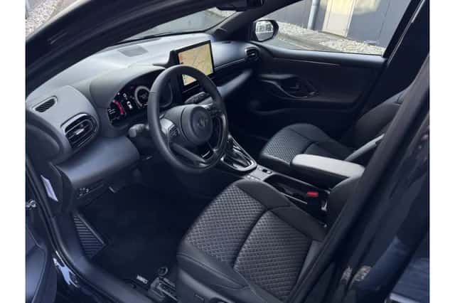 Toyota Yaris (2025) thumbnail 5