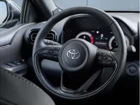 Toyota Yaris (2025) thumbnail 10