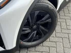 Toyota C-HR+ (2026) thumbnail 5