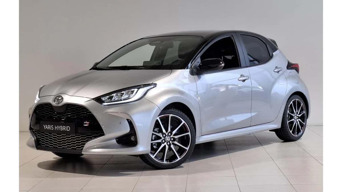 Toyota Yaris (2025) — foto 1