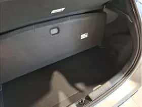 Toyota Yaris (2025) thumbnail 16