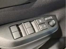 Toyota Yaris (2025) thumbnail 22