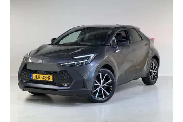 Toyota C-HR (2025) thumbnail 1