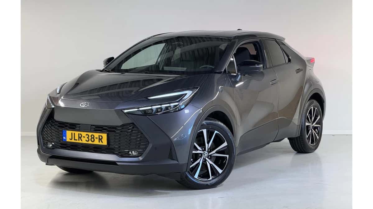Toyota C-HR (2025) — foto 1