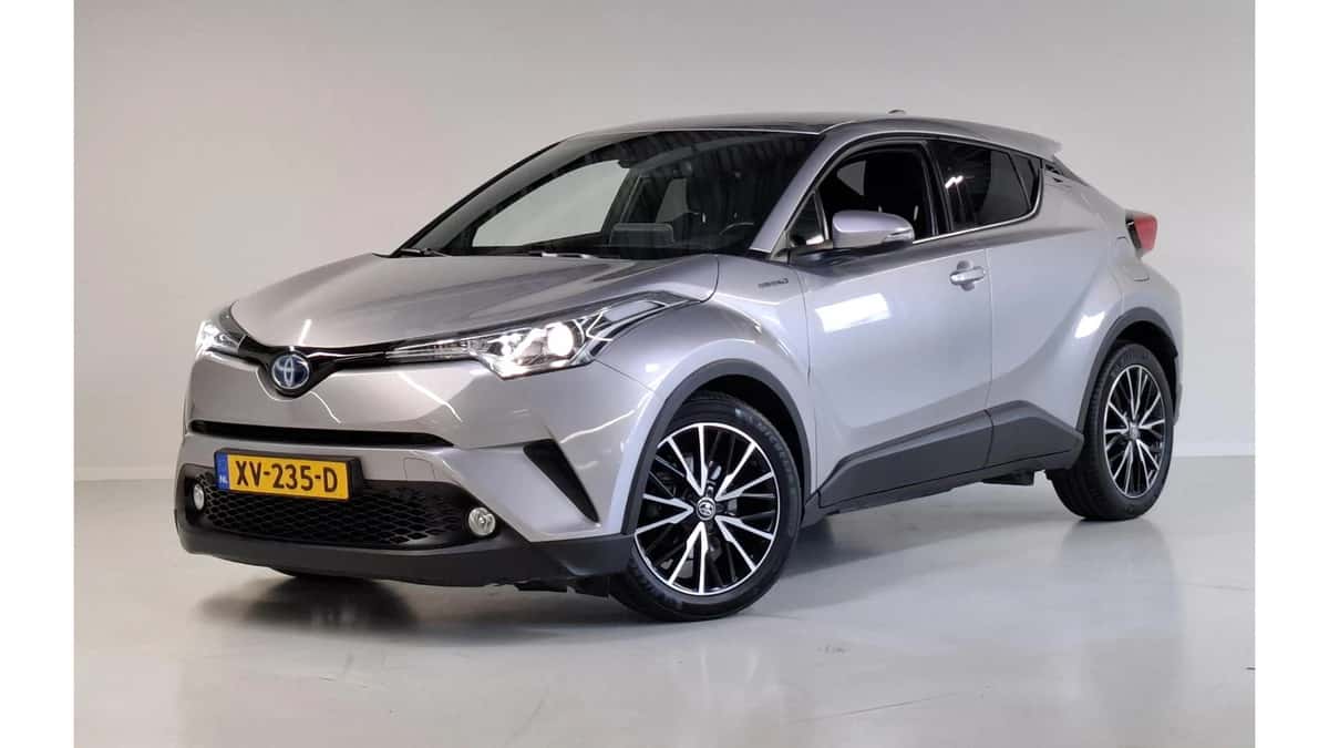 Toyota C-HR (2019) — foto 1
