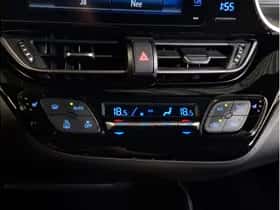 Toyota C-HR (2019) thumbnail 27