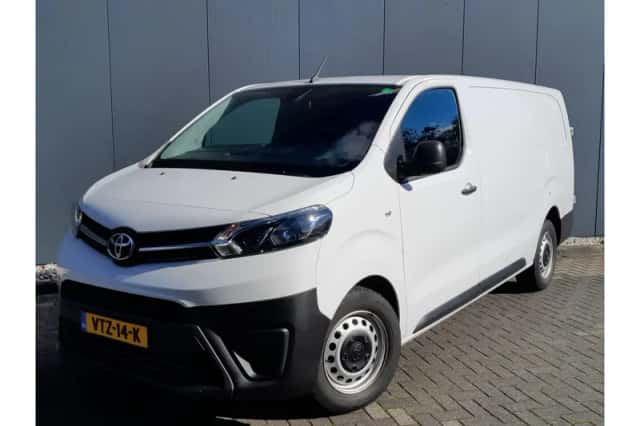 Toyota Proace (2023) thumbnail 4
