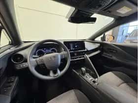 Toyota C-HR (2025) thumbnail 13