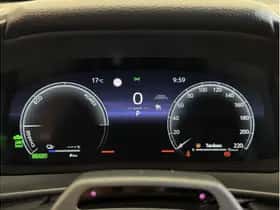 Toyota C-HR (2025) thumbnail 34