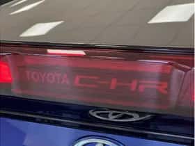 Toyota C-HR (2025) thumbnail 9