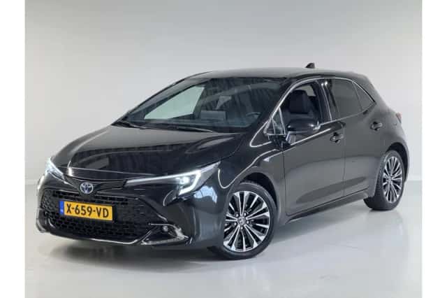 Toyota Corolla (2024) thumbnail 1