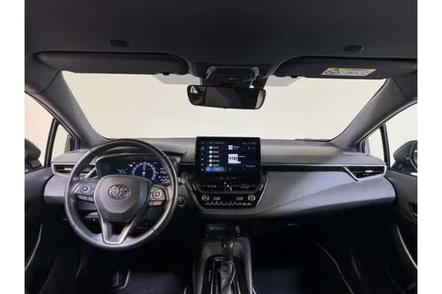 Toyota Corolla (2024) thumbnail 2