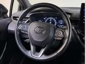 Toyota Corolla (2024) thumbnail 4
