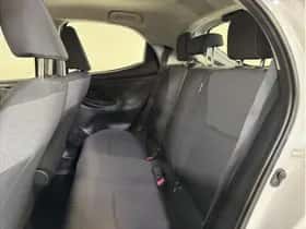 Toyota Yaris (2022) thumbnail 12