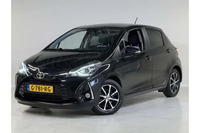 Toyota Yaris (2019) thumbnail 1