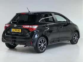 Toyota Yaris (2019) thumbnail 3