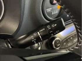 Toyota Yaris (2019) thumbnail 22