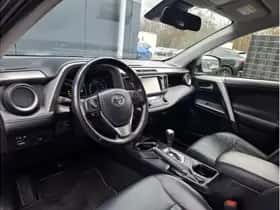 Toyota RAV4 (2016) thumbnail 13