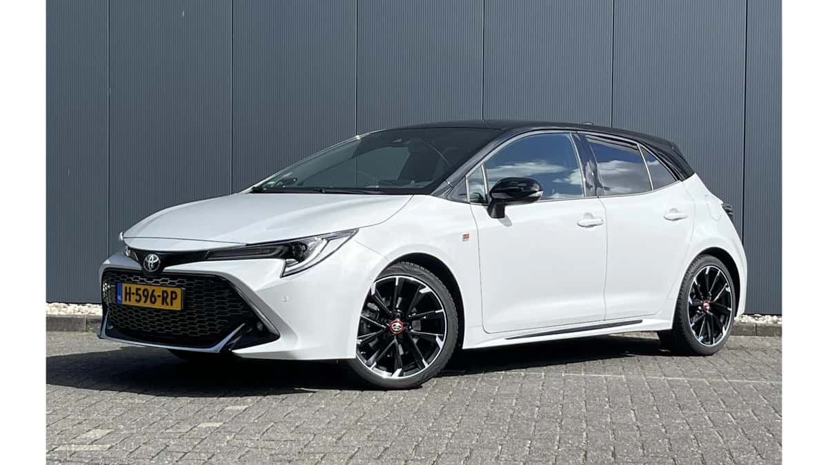 Toyota Corolla (2020) — foto 1