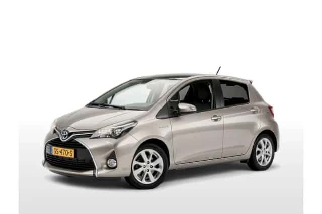 Toyota Yaris (2015) thumbnail 1