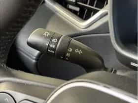 Toyota Corolla (2024) thumbnail 18