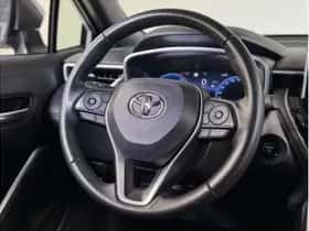 Toyota Corolla (2024) thumbnail 5