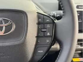 Toyota bZ4X (2026) thumbnail 22