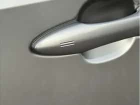 Toyota bZ4X (2026) thumbnail 9