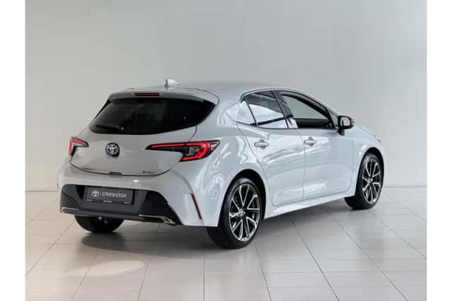 Toyota Corolla (2025) thumbnail 3