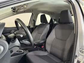 Toyota Yaris (2023) thumbnail 12