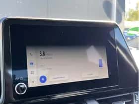 Toyota C-HR (2023) thumbnail 13