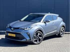 Toyota C-HR (2023) thumbnail 4