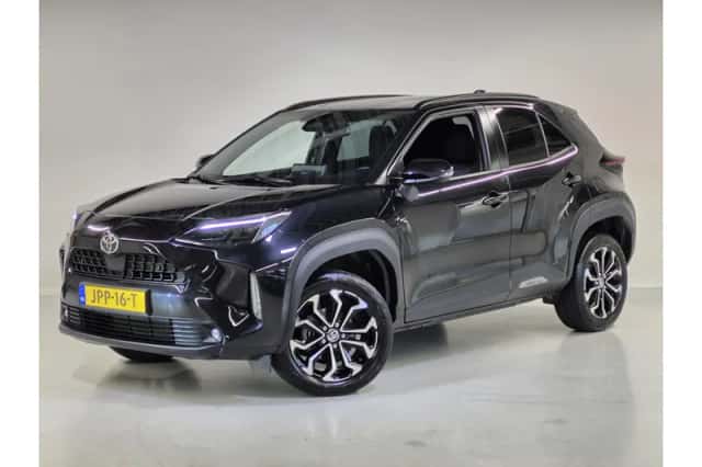 Toyota Yaris Cross (2025) thumbnail 1