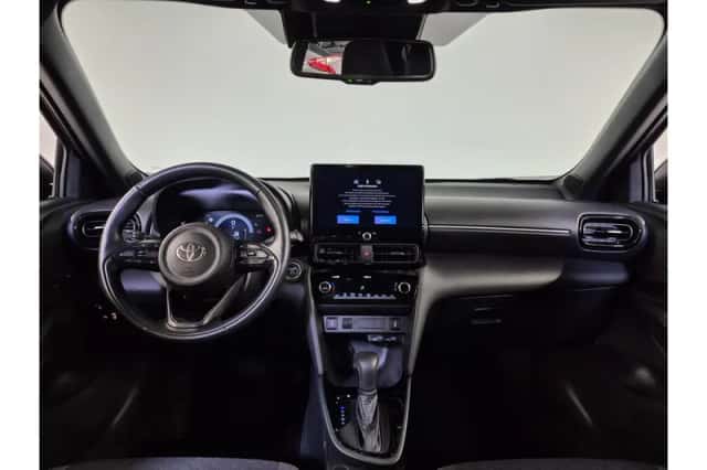 Toyota Yaris Cross (2025) thumbnail 2