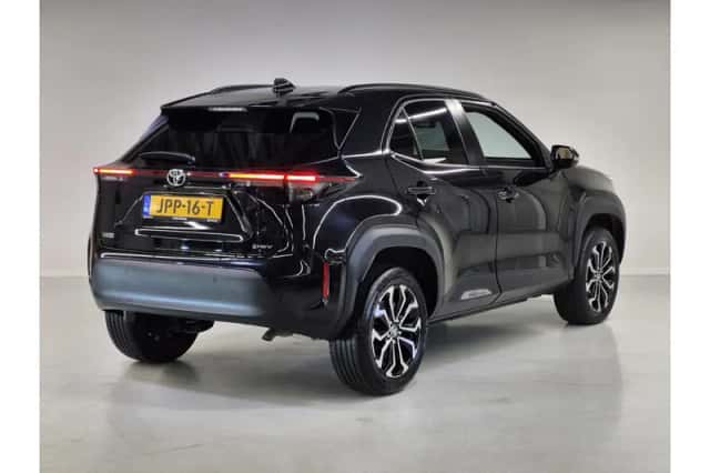 Toyota Yaris Cross (2025) thumbnail 3