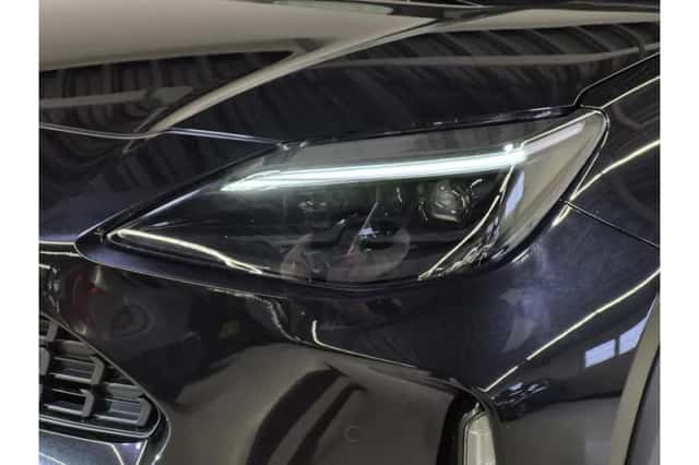 Toyota Yaris Cross (2025) thumbnail 4