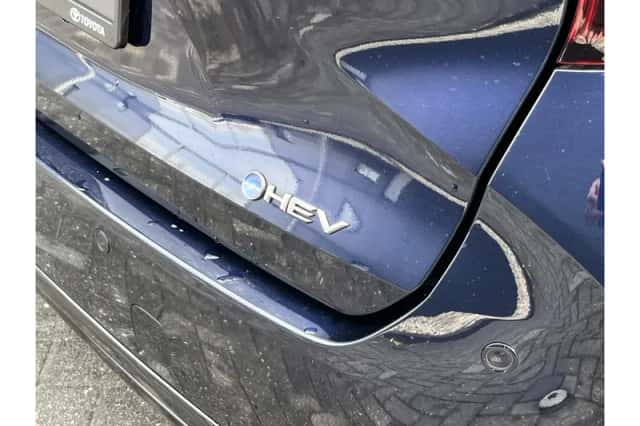 Toyota Corolla (2024) thumbnail 6
