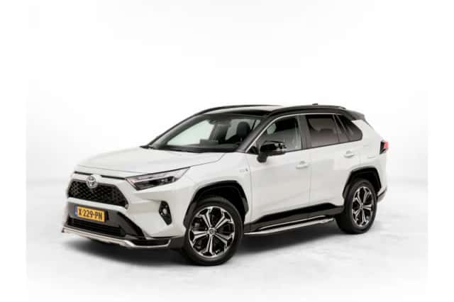 Toyota RAV4 (2023) thumbnail 1