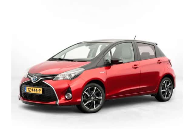 Toyota Yaris (2016) thumbnail 1