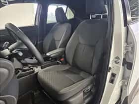 Toyota Yaris Cross (2024) thumbnail 11