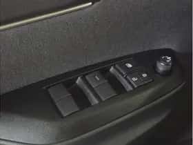 Toyota Yaris Cross (2024) thumbnail 13