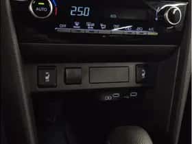 Toyota Yaris Cross (2024) thumbnail 28