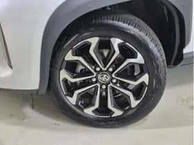 Toyota Yaris Cross (2024) thumbnail 5