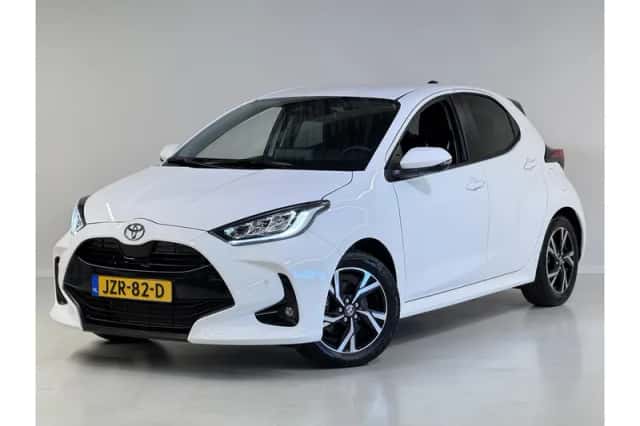 Toyota Yaris (2025) thumbnail 1