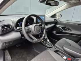 Toyota Yaris (2025) thumbnail 12