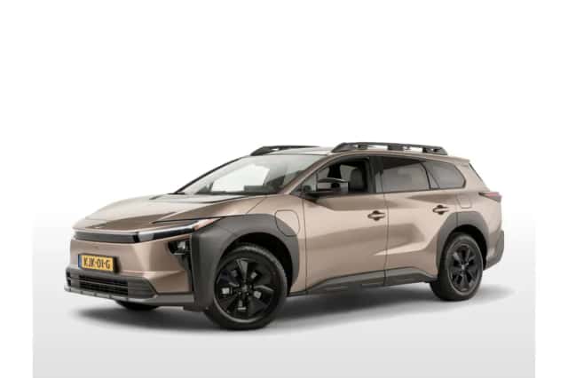 Toyota bZ4X (2026) thumbnail 1