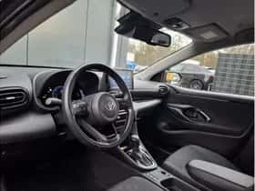 Toyota Yaris (2025) thumbnail 9