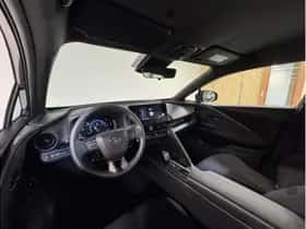 Toyota C-HR (2024) thumbnail 11